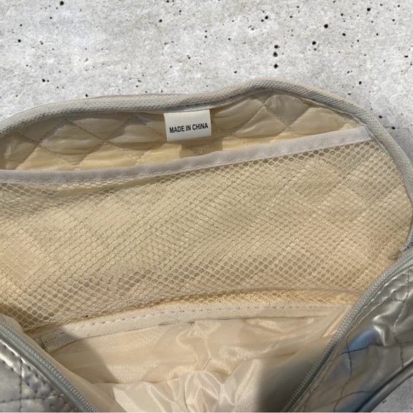 Varsity cheer silver shoe bag - Picture 2 of 5